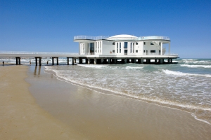 Senigallia: always known for its velvet beach and the iconic "Rotonda a Mare"
